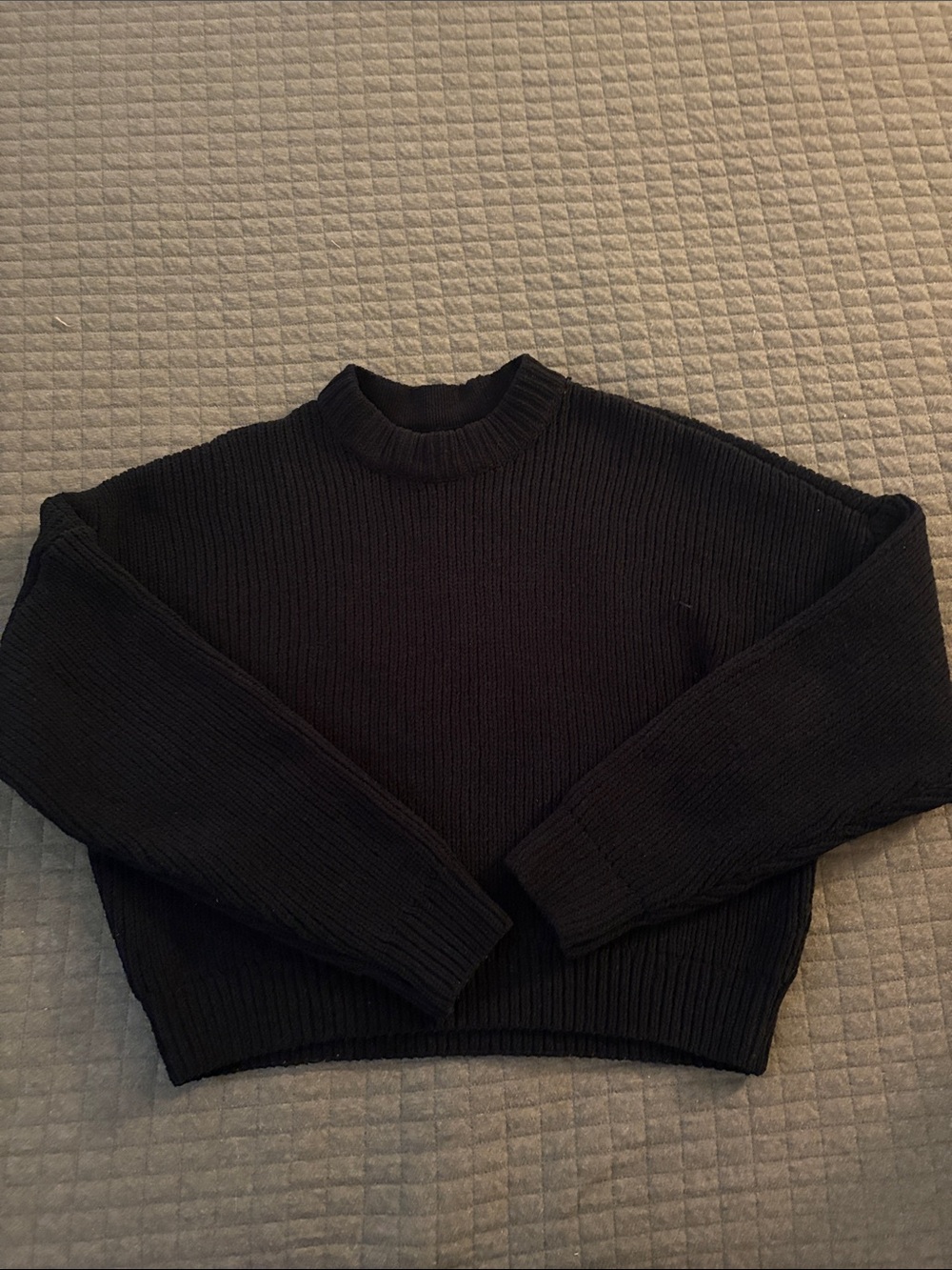 A&F Women’s Black Ribbed Sweater